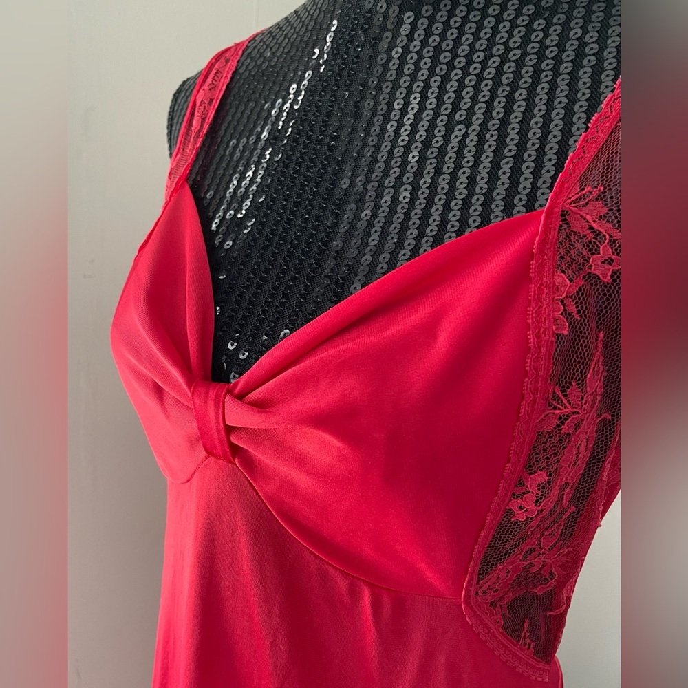 Vintage Bright Red Long Nightgown - Picture 3 of 12